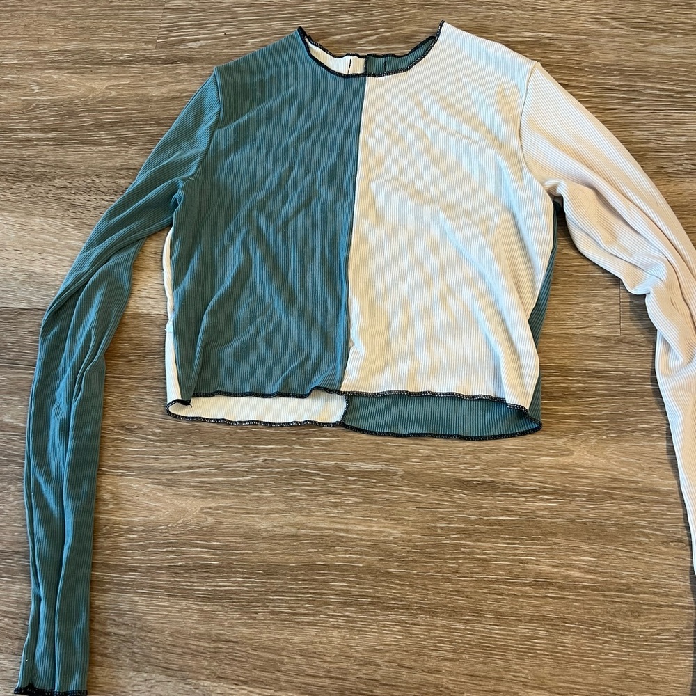 Blue and white color block adika long sleeve crop top